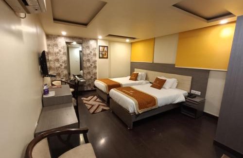 Patna Hotel | Aalcajars Inn
