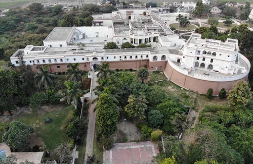Babugarh Resort | Aamod Mud Fort Kuchesar