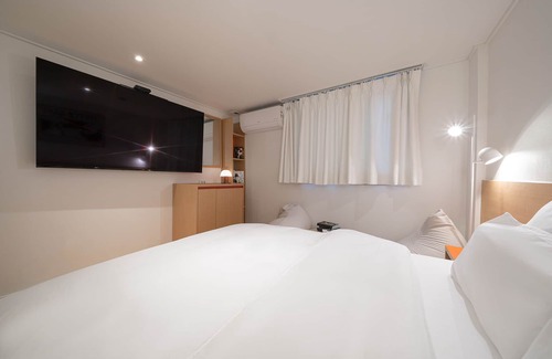 Guri Hotel | Aank Hotel Guri