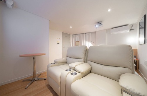 Guri Hotel | Aank Hotel Guri