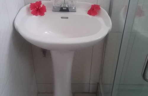 Castries Villa | Aanola Villas 6B Quiet boulevard