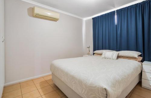 Karratha Industrial Estate Hotel | AAOK Karratha Caravan Park