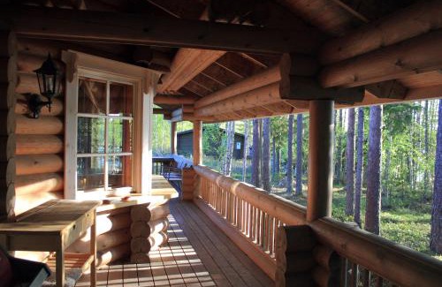 Sonka Ski Chalet | Aapishovi Chalet