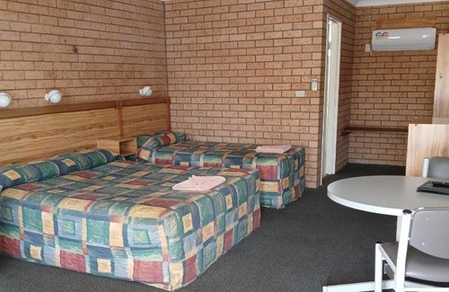 Narrabri Hotel | Aaron Inn Motel