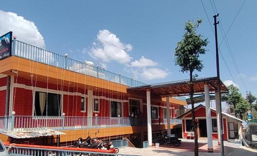 Majkhali Hotel | Aashiyana- The White Hill Hotel
