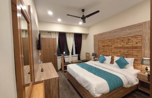Majkhali Hotel | Aashiyana- The White Hill Hotel