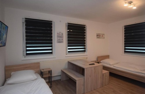 Stuttgart Hostel | AB Apartments Messezimmer Möhringen - Hostel