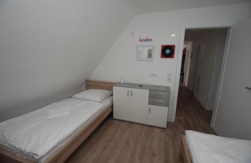 Stuttgart House | AB Möhringen Messe Zimmer