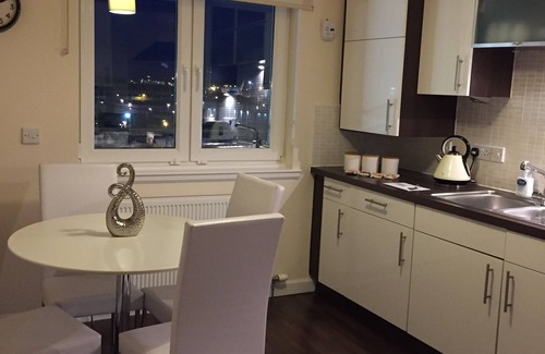 Central Aberdeen Apartment | AB11 Apartments, City Centre Modern Executive Apartments - Complimentary Parking
