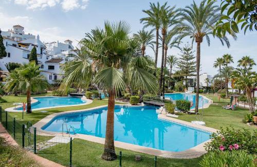 Marbella Apartment | AB3 - Spacious holiday home, Puerto Banus