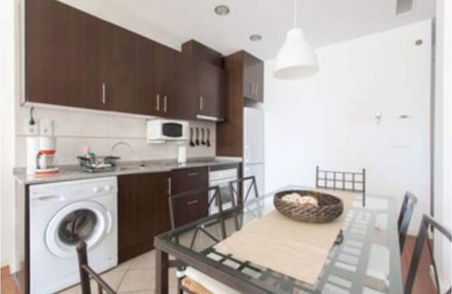 Alicante City Centre Apartment | Abad apartment with views of the Santa Barbara castle 5 minutes from the beach