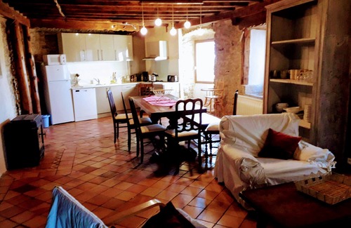 Targassonne Cottage | Abaynat: self catering 10 people near Font Romeu