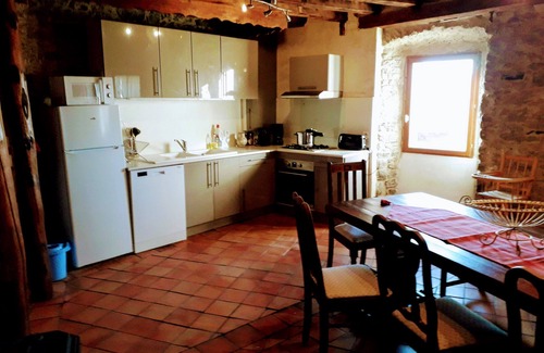 Targassonne Cottage | Abaynat: self catering 10 people near Font Romeu