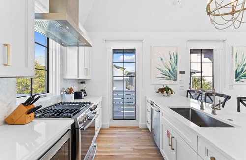 Rosemary Beach House | Abba Carriage House |Private Community Beach Access|Next to Coquina Pool