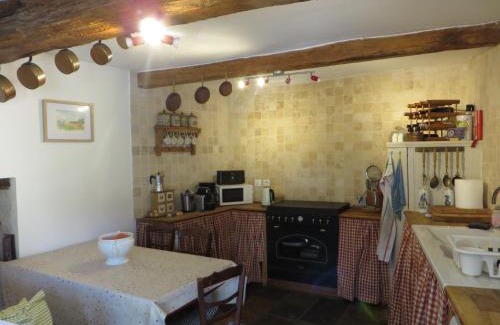 Fontevraud-l'Abbaye House | Abbaye Cottage - Maison entière - jardin - jacuzzi