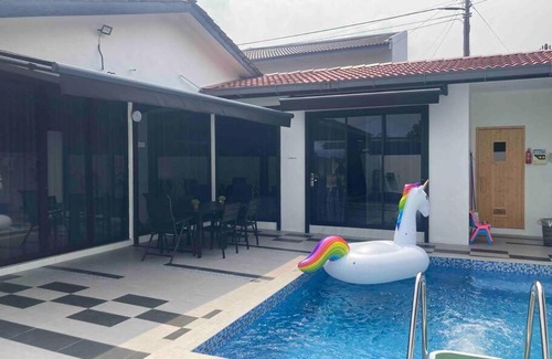 Central Seberang Perai Villa | Abbie's Private Pool Villa Bukit Mertajam Penang