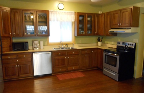 Martin City Cottage | Abbot Creek Cottage, Only 10 Minutes from Glacier National Park!