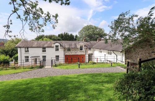 Penny Bridge House | Abbots Reading Cottage