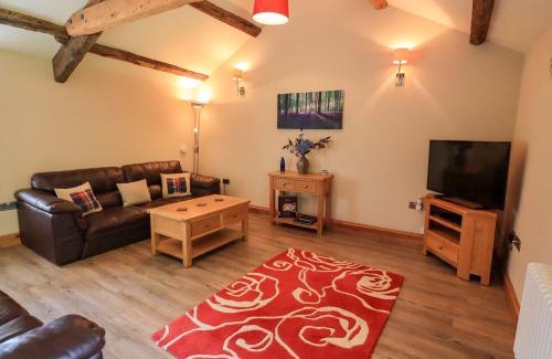 Penny Bridge House | Abbots Reading Mews 1