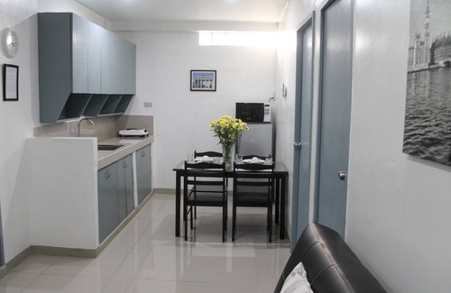 Palanan Apartment | Abela Apartments - 2 Bedrooms in Makati