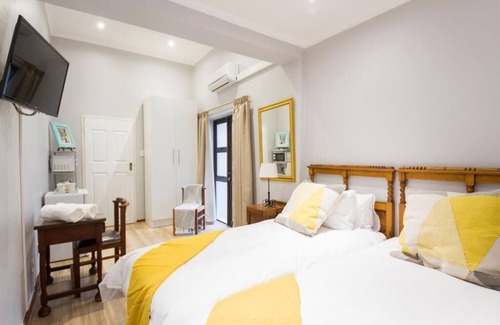 Heldervue House | @ Abelia Guest House