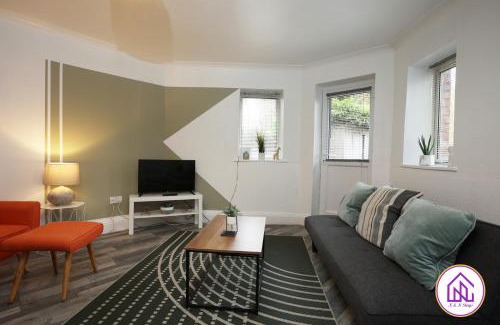 Cotham Apartment | Aberdeen Apartments, Redland, Great Location