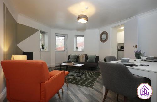 Cotham Apartment | Aberdeen Apartments, Redland, Great Location