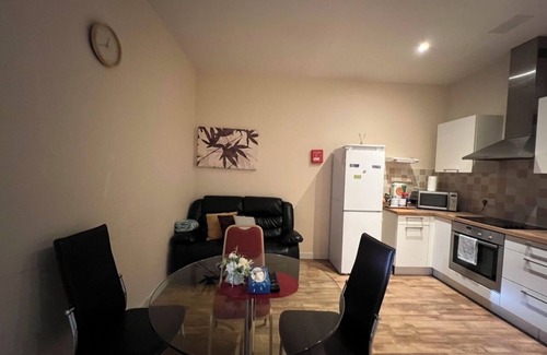 Central Aberdeen Apartment | ABERDEEN STAY CENTRAL 2-BEDS APARTMENT
