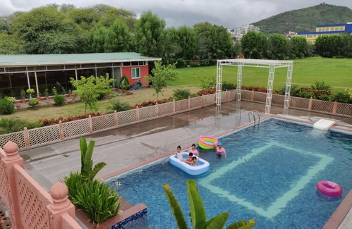 Udaipur Villa | Abha Farms and Resort