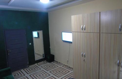 Angre Apartment | Abidjan Cocody 3-Bed Apt - Sleeps 6