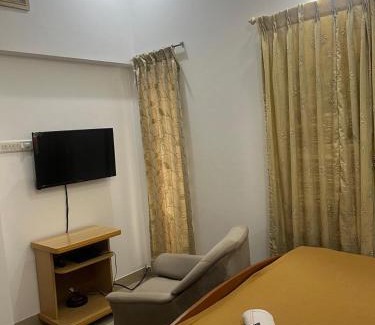 BTM Layout House | Abids Inn Homestay