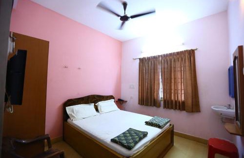 Thirukadaiyur Hotel | Abirami Residency