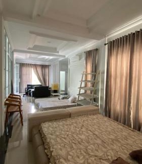 Muncar House | abneina pro homestay
