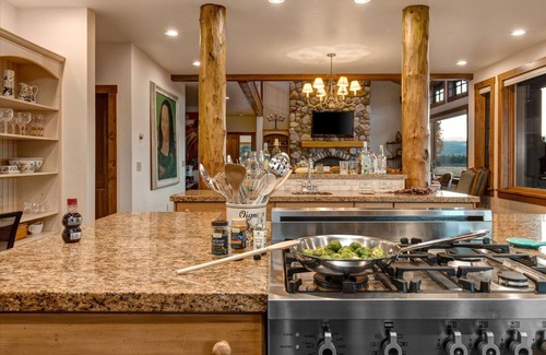 South Park House | Abode at A Bright Star | Sprawling Ranch Estate | Hot Tub, Privacy & Teton Views