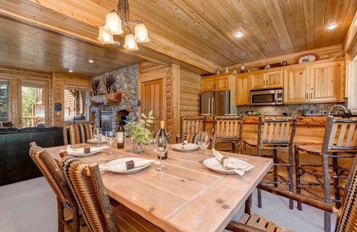 Deer Valley Condo | Abode at Black Bear #253 | Private Hot Tub & Steps to Deer Valley Skiing