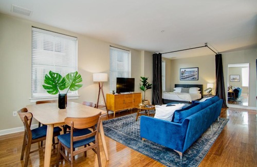 Downtown Memphis Apartment | Abode Memphis - Downtown Madison Ave