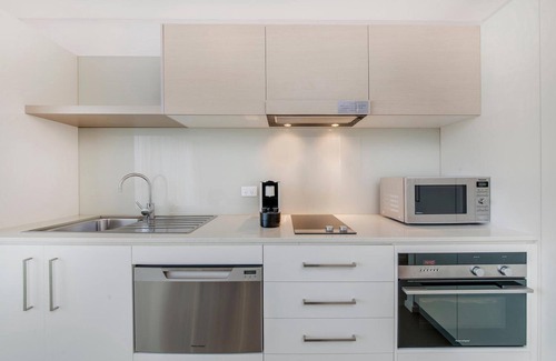 Greenway Hotel | Abode Tuggeranong
