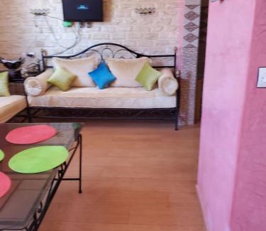 Ounagha Apartment | abordable duplex avec parking gratuit