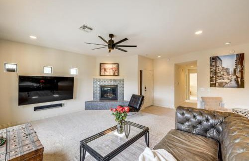 Desert Ridge Apartment | about 1 Mi to Desert Ridge Marketplace Phoenix Condo!