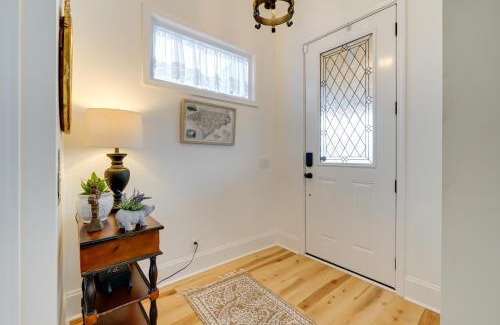 Wilmington House | about 1 Mi to Dtwn Wilmington Home with Patio!