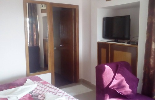 Rishikesh Hotel | About Hotel Ganesha Inn