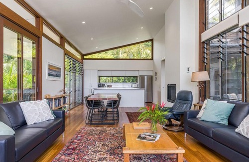 Byron Bay House | Above The Pass