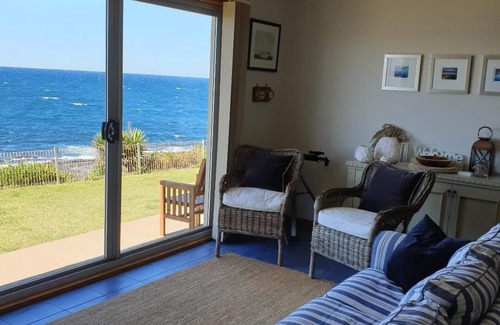 Culburra Beach House | Above the Sea. Stunning view from Penguin Head.