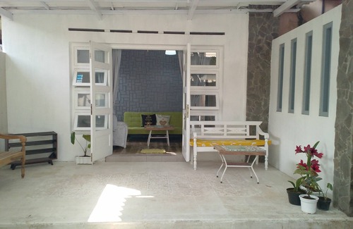 Prawirotaman Villa | Abrisam Shareeah Family Homestay