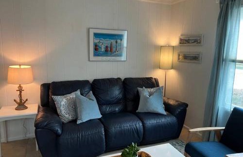 Northeast Virginia Beach House | Absolute Beach 4bedrooms-3bath steps to beach