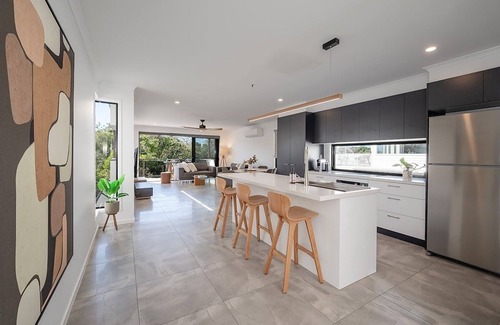 Marcoola House | Absolute Beachfront Marcoola 4BR, Heated Spa