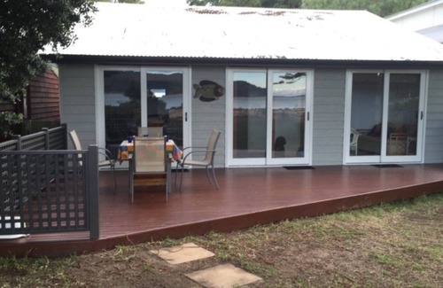 Patonga House | Absolute Beachfront Bliss