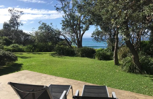 Mollymook Beach House | Absolute Beachfront Mollymook