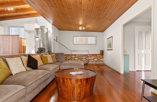 Hyams Beach House | Absolute Blue by Experience Jervis Bay