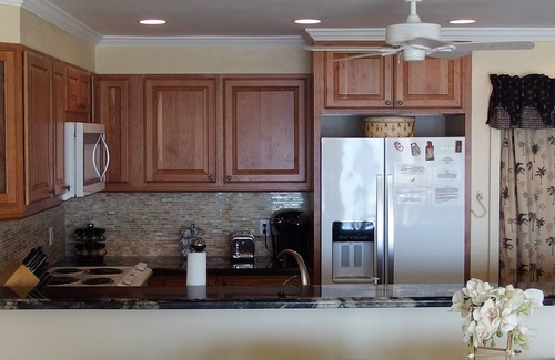 Kailua-Kona Condo | Absolute Oceanfront Condominium in Kona Hawaii